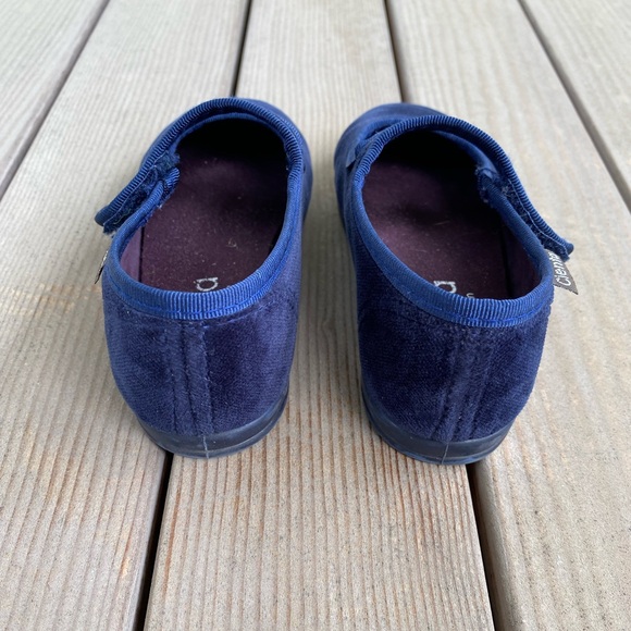 Cienta Navy Mary Jane, Size 27 (US 9.5 toddler) - Picture 3 of 6